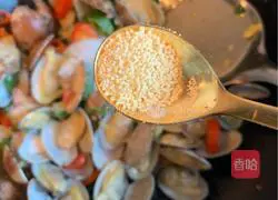 Illustration of how to make spicy fried clams 10