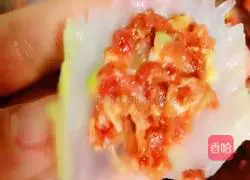 Illustration of how to make flowers bloom and prosper 6