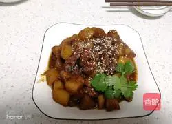 Illustration of how to make braised pork (home-cooked version) 5