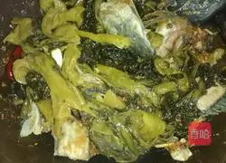 Illustration of how to make pickled fish 6