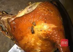 Illustration of how to make soy sauce duck 6