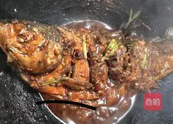 Braised silver carp recipe 12