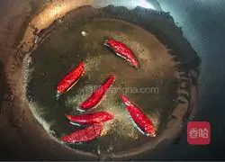 Braised grass carp recipe 11