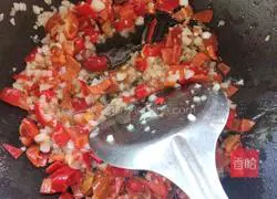 Illustration of braised vermicelli with peanuts and chicken 7