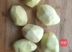 Illustration of how to make pork ribs and stewed potatoes 2