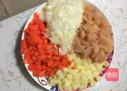 Illustration of how to make curry chicken rice 2