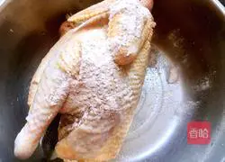Illustration of how to make salt-baked chicken 2
