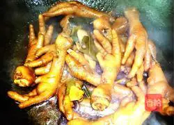 Illustration of Braised Chicken Feet 11