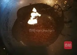 Illustration of how to make Doudou Shrimp (fried shrimps with corn and green beans) 4