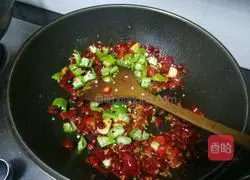 Illustration of how to make spicy chicken 10