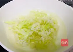 Illustration of how to stir-fry cauliflower with tomatoes 6