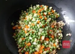 Illustration of how to make minced meat sandwich 15