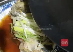 Illustration of how to make steamed grouper 13