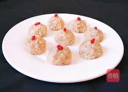 Illustration of how to make pearl meatballs 9