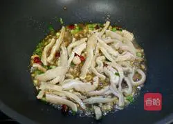 Illustration of how to make fried tripe with coriander 8