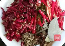 Illustration of how to make finger-sucking crayfish with strange taste 5