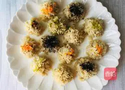 Illustration of how to make pearl meatballs 6