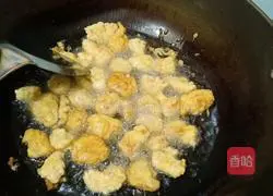 Illustration of how to make pineapple sweet and sour pork 5