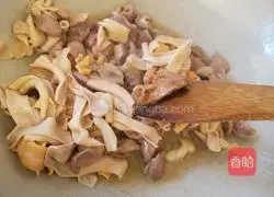 Illustration of how to make appetizing chicken offal 7