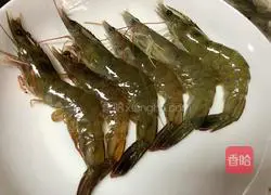 Illustration of how to make flower nail powder 2