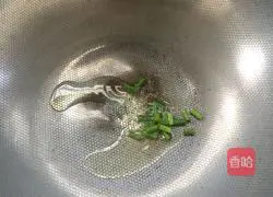 Illustration of how to make crispy sausage with broccoli 4