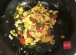 Illustration of how to make fried steamed buns 3