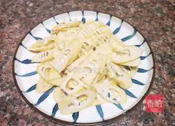 Illustration of how to make pickled peppers and spring bamboo shoots 4