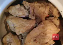 Illustration of how to braise catfish with soy sauce 7