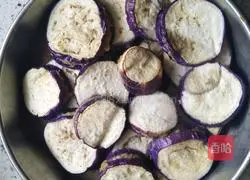 Illustration of how to make garlic tomato box 10