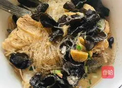 Illustration of home-style braised fish head 7