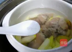 Illustration of how to make yam stewed pig's trotters 10