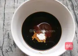 Illustration of how to make Kung Pao Squid 11