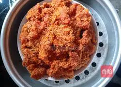 Illustration of how to make steamed pork with sweet potato flour 5