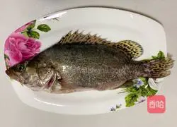Illustration of how to make steamed mandarin fish 1