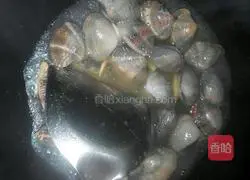 Illustration of how to make stir-fried clams 5