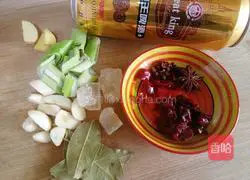 Illustration of how to make braised chicken feet with sweet and spicy sauce 1