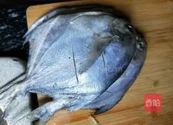 Illustration of braised pomfret 2