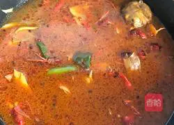 Thirteen-flavor spicy crayfish recipe illustration 7
