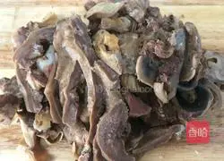 Illustration of how to make spicy lamb face 3