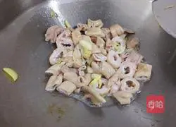 Illustration of stir-fried large intestine 5