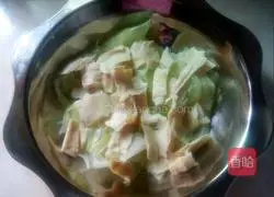 Illustration of how to make a basin of river fresh food 14