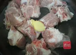 Illustration of how to make louvered roasted pork 1