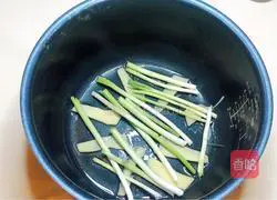 Orleans Baked Chicken Legs Recipe Illustration 5