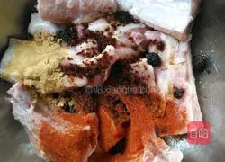 Illustration of how to make grilled pork ribs (oven version) 5