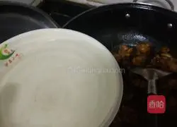 Illustration of how to make braised chicken 7