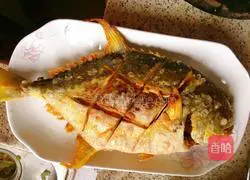 Illustration of braised golden pomfret 6