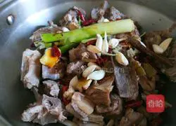 Queen's Pot's Secret Braised Lamb Backbone Recipe Illustration 11