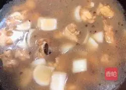 Illustration of how to make curry chicken rice 5