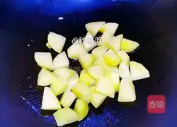 Illustration of how to cook chicken and potatoes 4