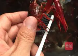 Illustration of the original braised crayfish 3